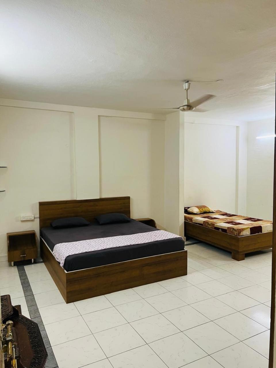 Lara Guest House Hyderabad Ngoại thất bức ảnh